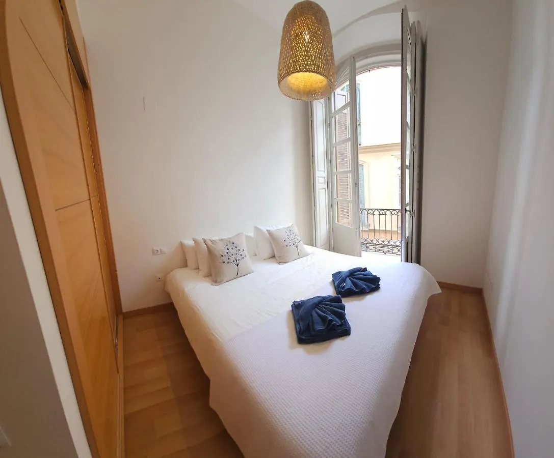 Appartamento Nino De Guevara'S Andalusian Charm: The Essence Of Malaga City Center 0*,