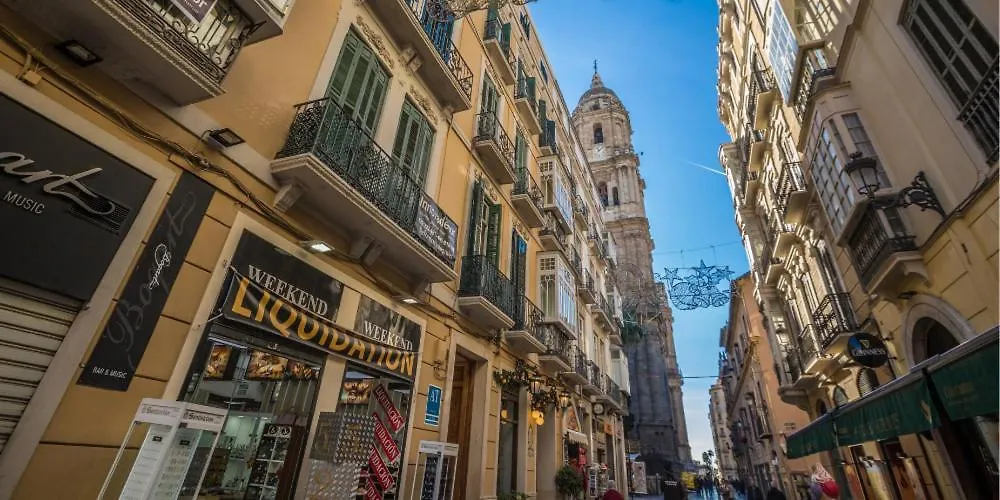 Nino De Guevara'S Andalusian Charm: The Essence Of Malaga City Center Apartment